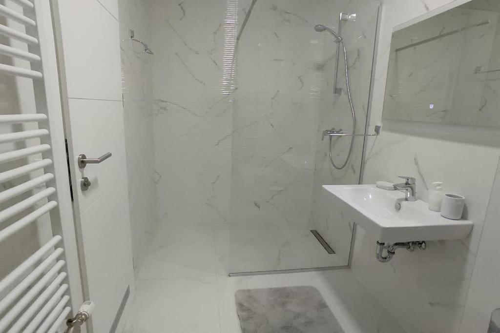 Sarajevo Tower - New Apartment Eksteriør billede